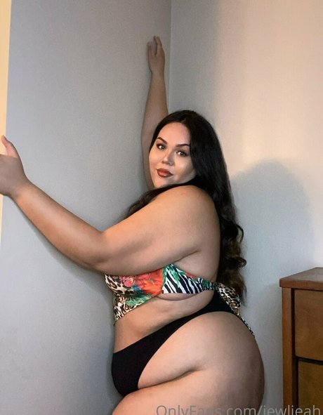 Jewlieah model art image