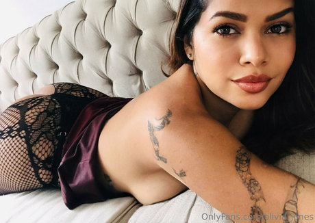 sofia jones2 perfect star img