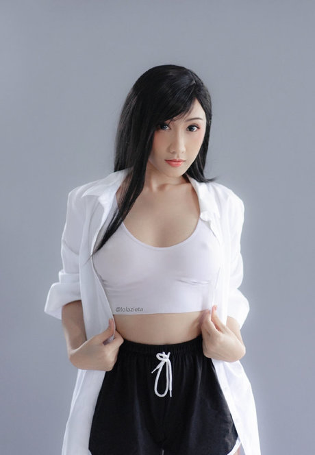 Lola Zeita star art pictures