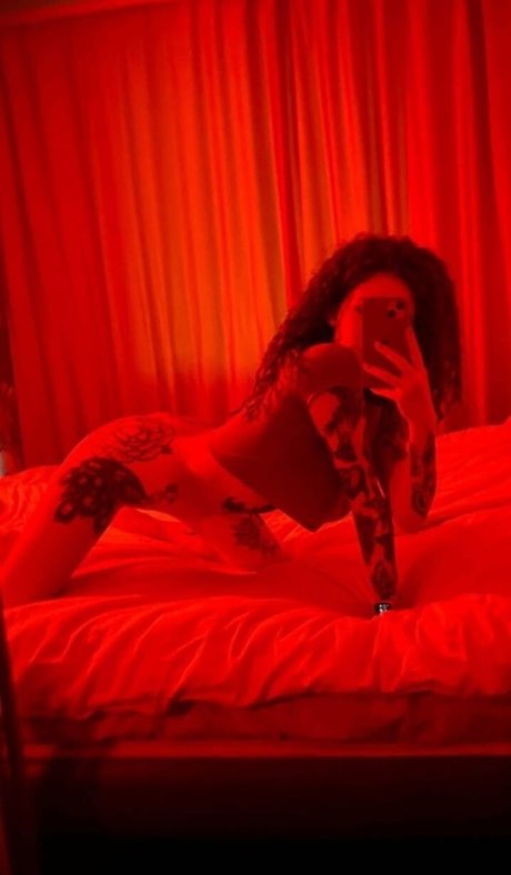 alyyyfabulous model hd pics