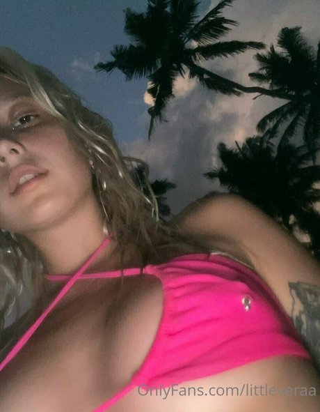 littleveraa model photos