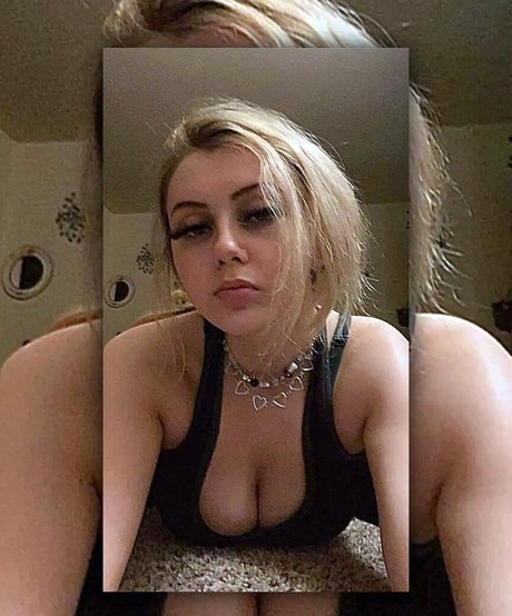 Larkan Danielle star top galleries