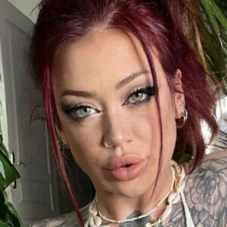 ozzora17 adult model galleries