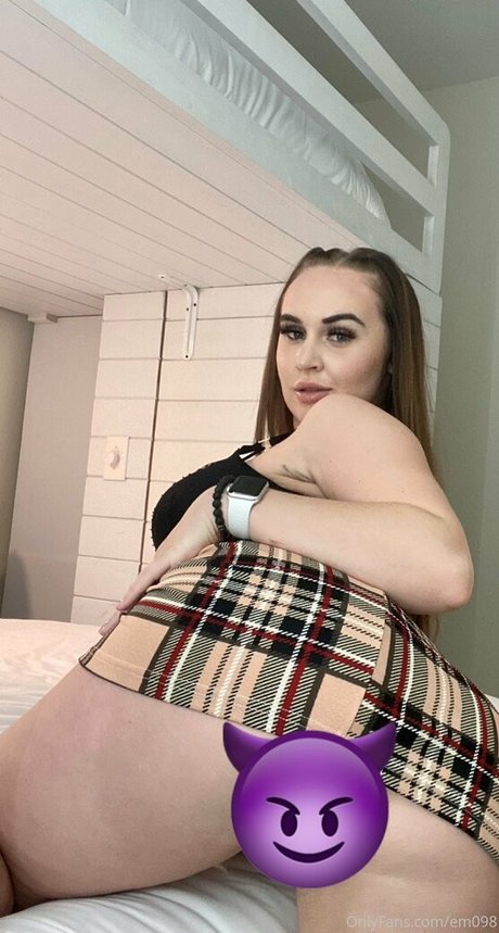 em098 exclusive actress images