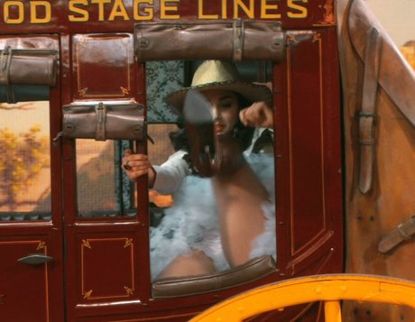 Molly Ephraim model sex images