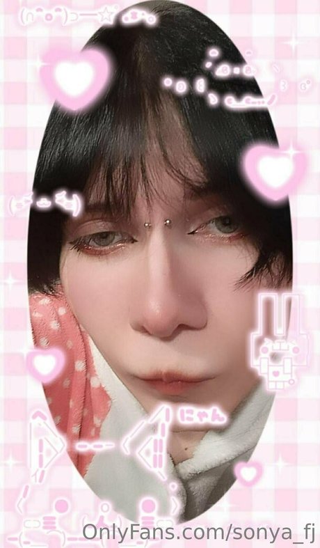 sonya fj erotic actress pic