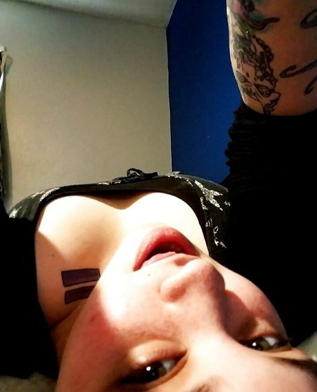 kittchaotik adult actress gallery