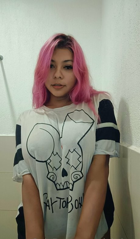 pink lucy adult actress galleries