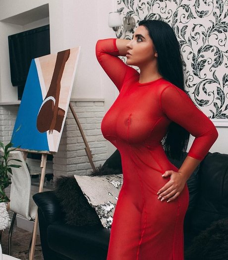 Vyeta Mustafina beautiful pornstar pics