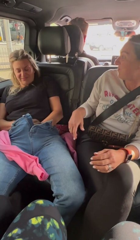 Anna Williamson model art image