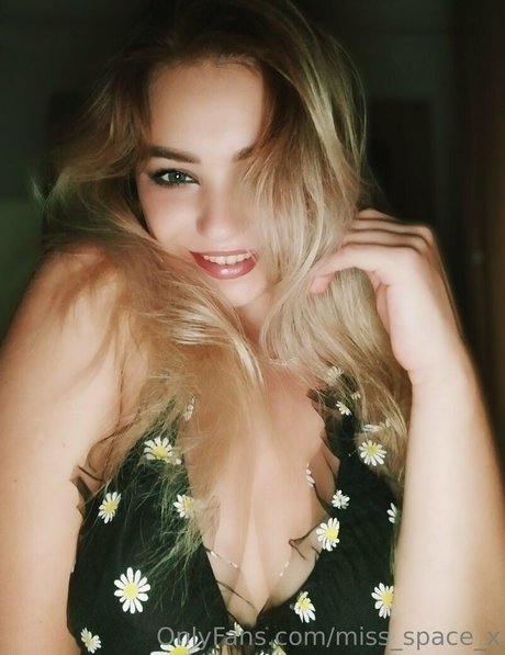 miss space x nude actress images