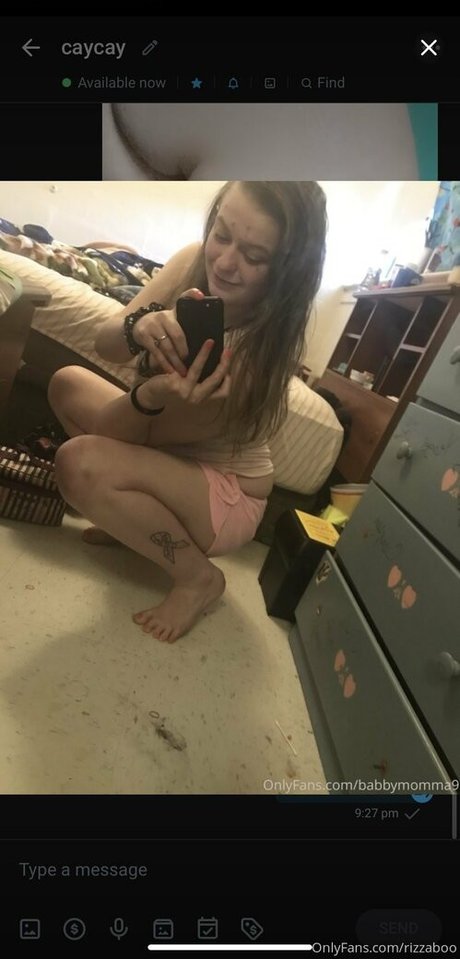 rizzaboo naked star photo