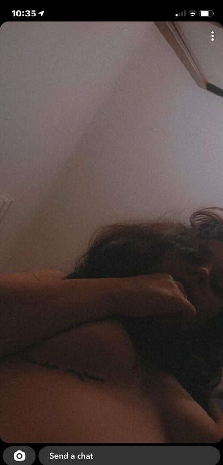 rizzaboo model erotic picture