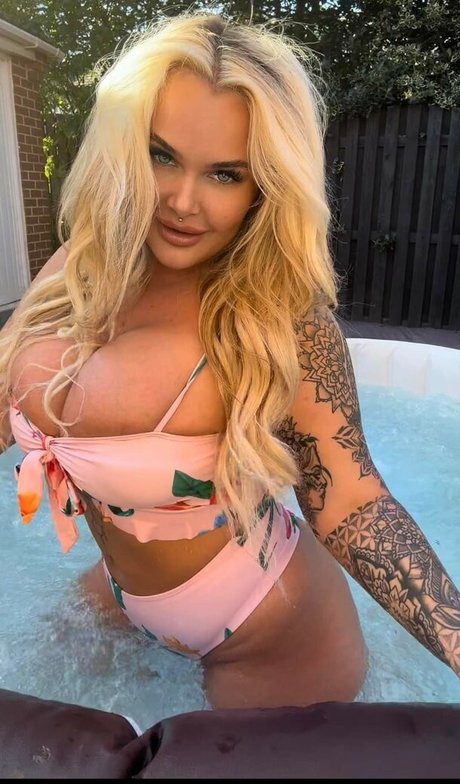 Porscheplatinum hd actress pictures