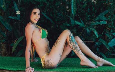 marceladimovfree hot model picture