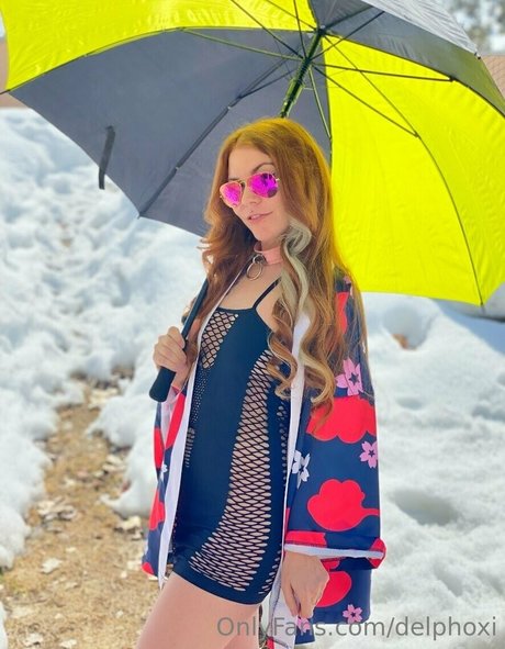 delphoxi star nude gallery