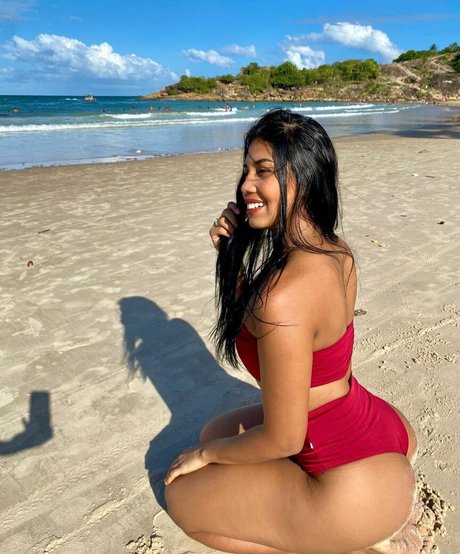 Rebeca Tamonzinha hot star pic