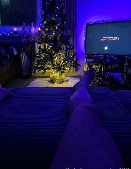 aztec420uk pornographic model images