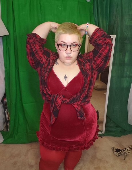 pumpka booty model sex picture