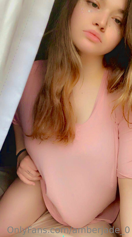 amberjade 0 nudes model pic