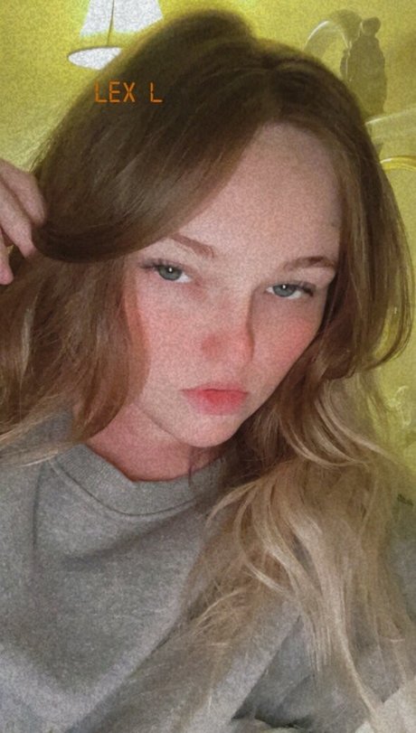 Lexy Kagamine star hd pic