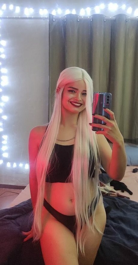 Ninfetinha Dele hot model img