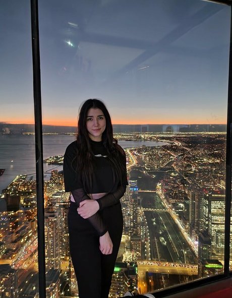 Wolfabelle high quality star image