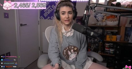 Wolfabelle art model img