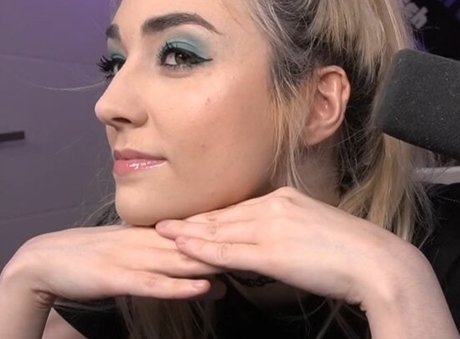 Wolfabelle pornstar xxx gallery