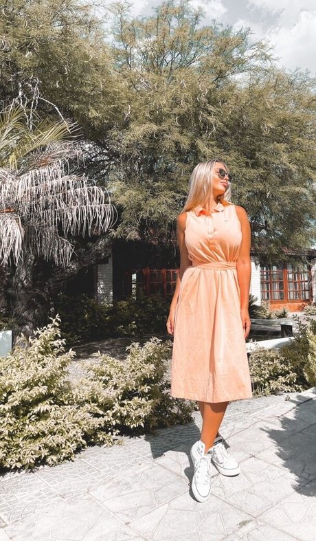 BustyAna beautiful actress pics