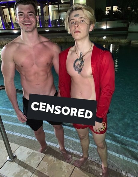 bradcockpitt naked actress pictures