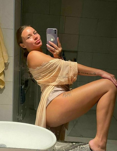 missorgaasm hot model picture