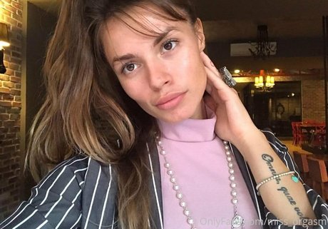 missorgaasm pretty pornstar photos