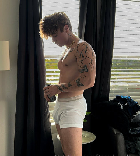 itscodyandrew pornstar naked pic