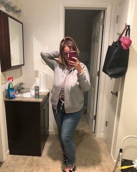 LeeAnne pornstar pretty photo