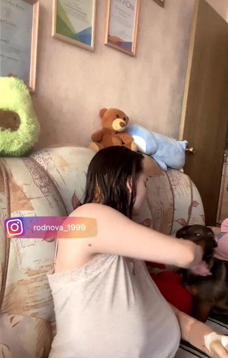 Regina Rodnova star erotic image