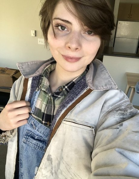 Abkazias perfect star gallery