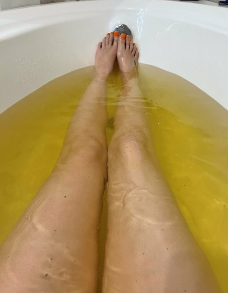 Amelie Dubon porn model photos