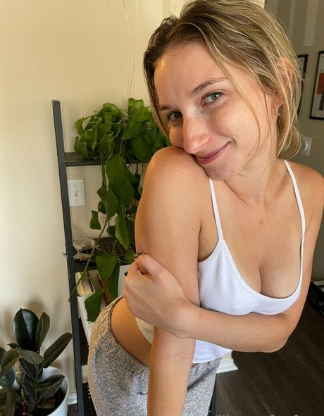 lilyanafoxvideostore high quality pornstar galleries