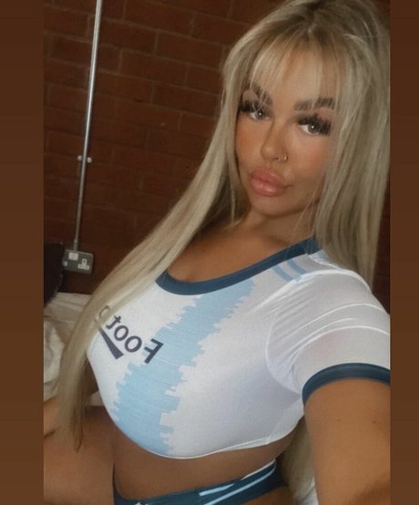 Kayleigh Thomsen naked star images