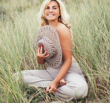 Sensi Lowe art actress photo