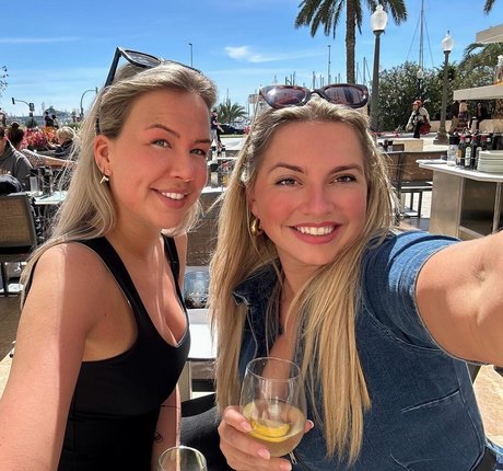 Sensi Lowe star hd photos