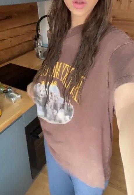 Chloeoox model free photo