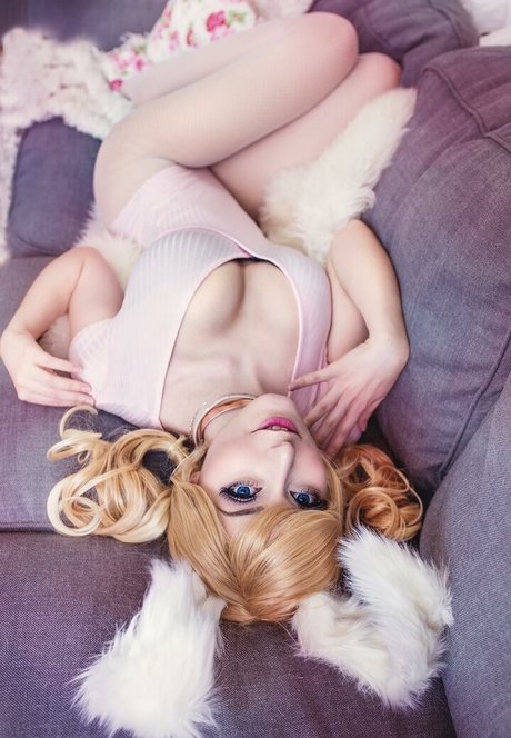 Anni The Duck xxx star pics