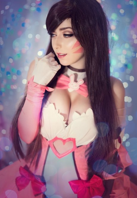 Anni The Duck high quality star photos