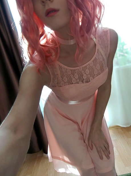 Vejenity model pornographic picture