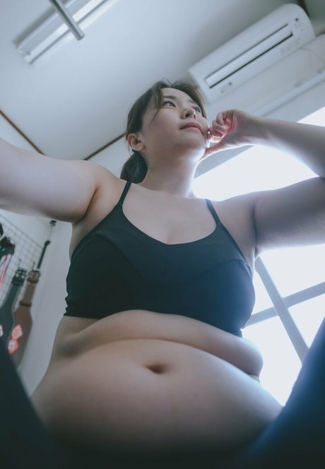 TaakoCc naked model gallery