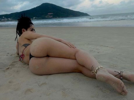 Angie Diaz xxx model img