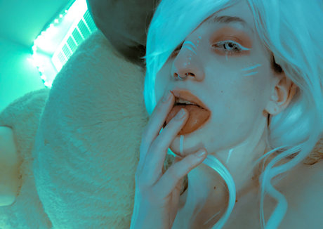 snoot model nice pic