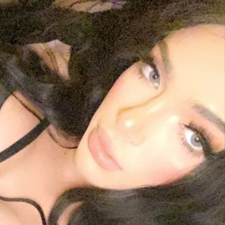 Kendallraindrop star erotic image